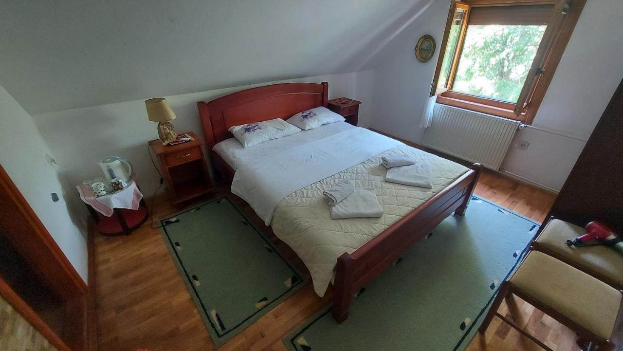 Guest House Milena Zabljak  Ngoại thất bức ảnh